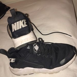 Nike huarache sneakers